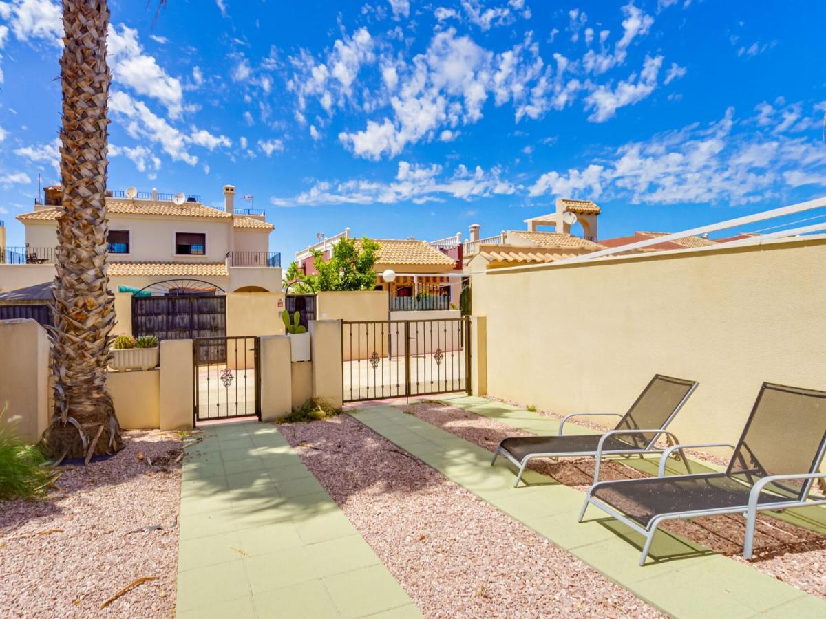 Belvilla By Oyo Casa Noain Torrevieja Oda fotoğraf