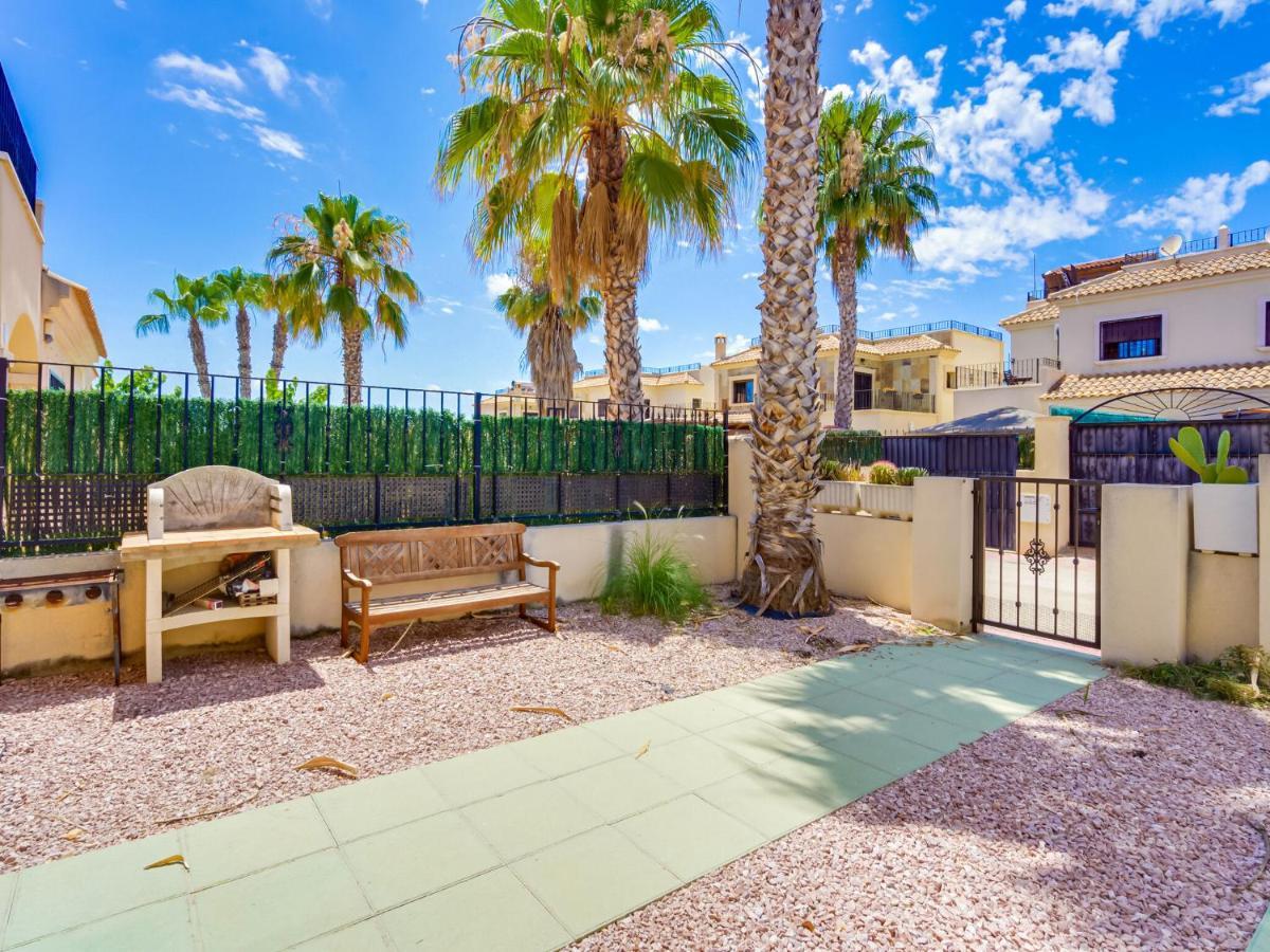 Belvilla By Oyo Casa Noain Torrevieja Oda fotoğraf